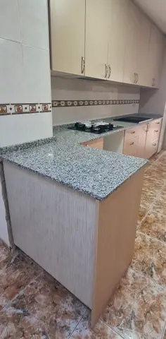 Encimera de cocina a medida — trabajo de Marbres Chust, 2026