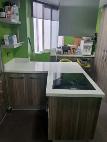 Encimera de cocina a medida — trabajo de Marbres Chust, 2026