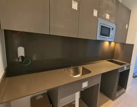 Encimera de cocina a medida — trabajo de Marbres Chust, 2026