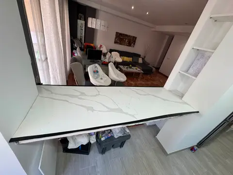 Mesa de mármol y piedra a medida — trabajo de Marbres Chust, 2026