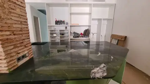 Revestimiento y pieza de piedra a medida — trabajo de Marbres Chust, 2025