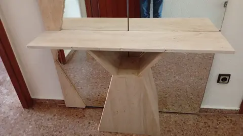 Mesa de mármol y piedra a medida — trabajo de Marbres Chust, 2025