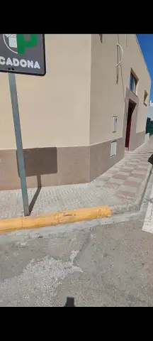 Coronación de piscina y piedra de exterior — trabajo de Marbres Chust, 2023
